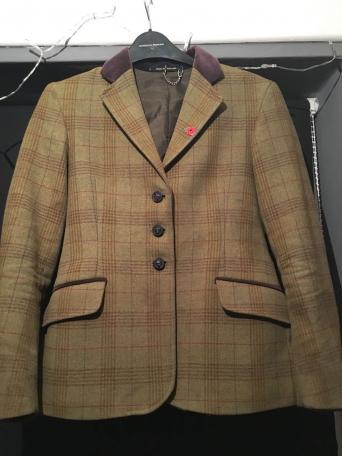 Tweed jacket for sale Traditional Harris Tweed woven on Harris, Harris weed is unique to Isle of Harris, Harris Tweed Jackets, Harris Tweed Sports Jacket, Tweed Shooting Coats.
