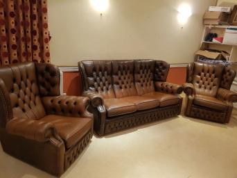 vintage chesterfield sofas for sale in uk view 99 ads vintage chesterfield sofas for sale in uk view 99 ads