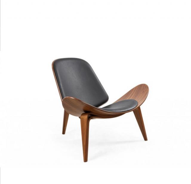 Lounge chairs for sale For Sale in Mayfair, London | Preloved
