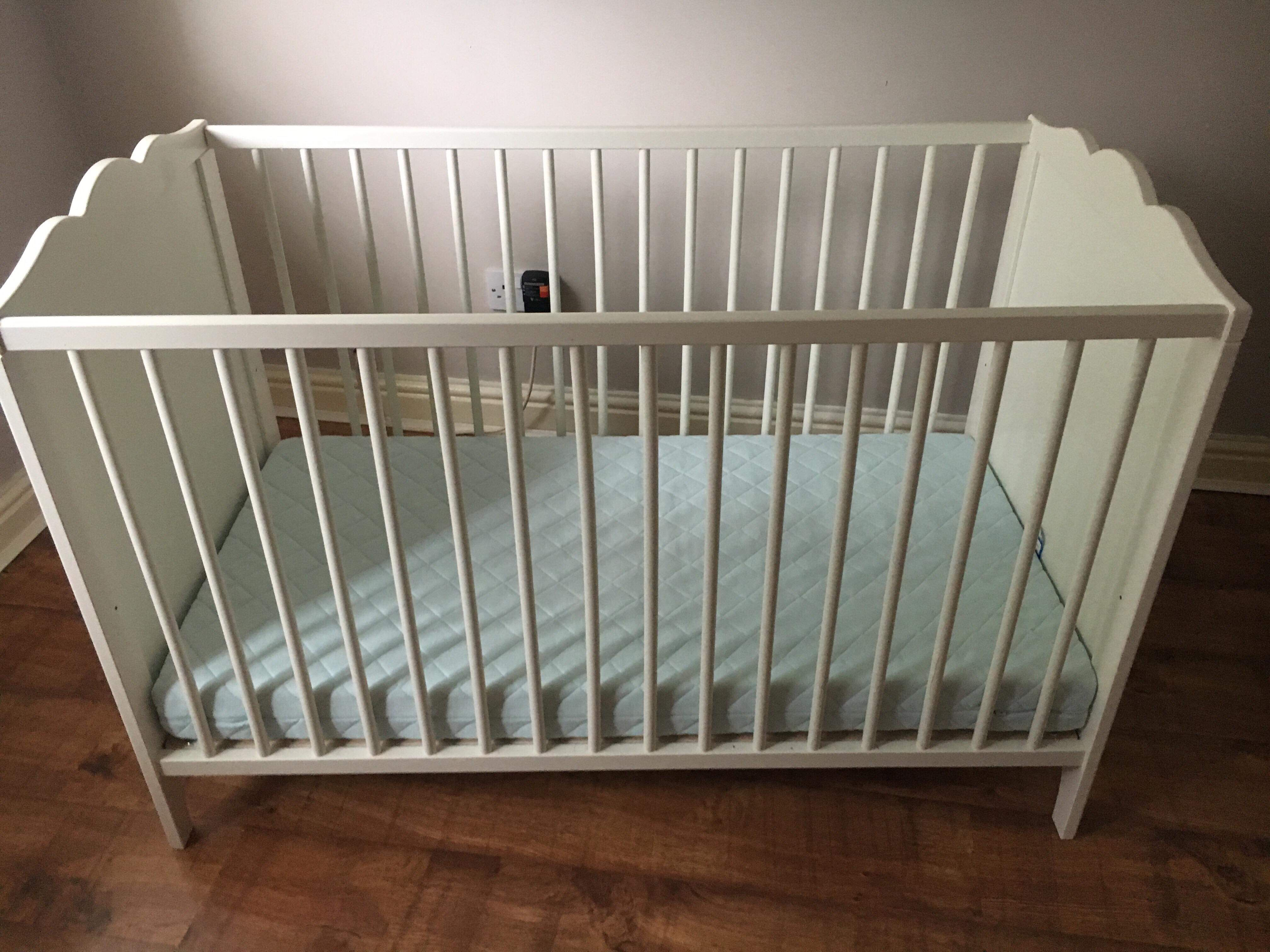 ikea hensvik cot dimensions