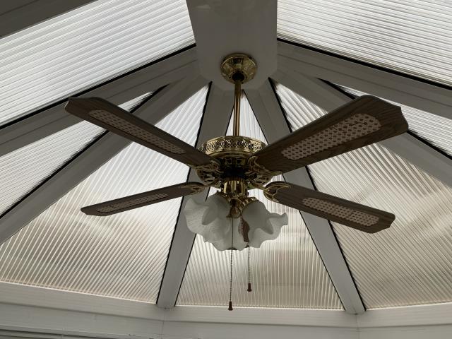 Conservatory Ceiling Fan For In Loughborough Leicestershire Preloved Conservatory Ceiling Fan For In, Smoking Ceiling Fan