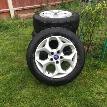 5 55 R16 Used Wheels Tyres Alloys Buy And Sell Preloved