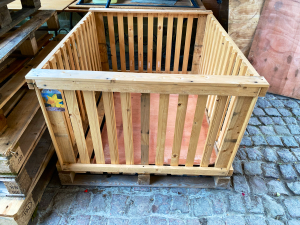 Image 2 of Wooden pallet crate