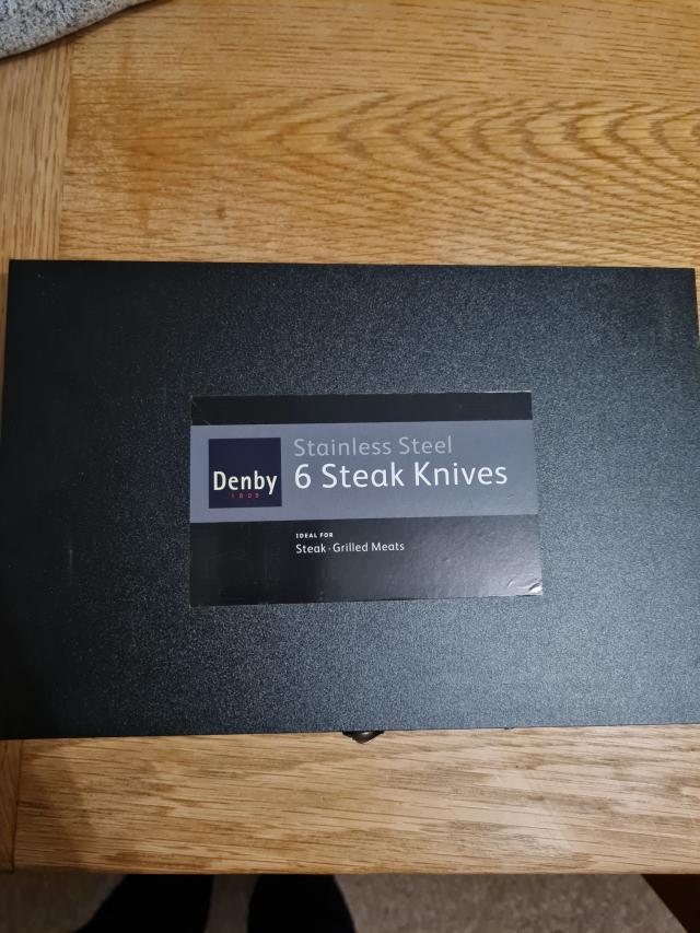 6 Denby stainless Steel steak knives For Sale in 49 Dockenfield Close