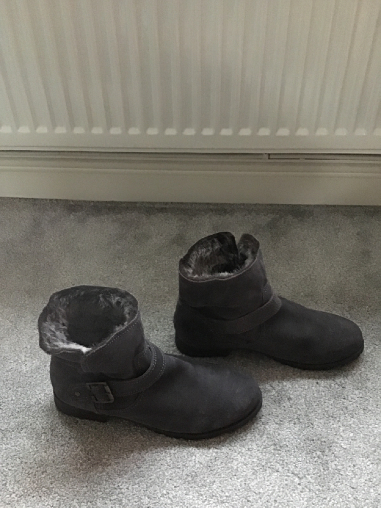 ladies grey suede boots