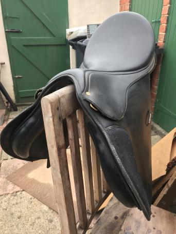 wintec saddles favourite