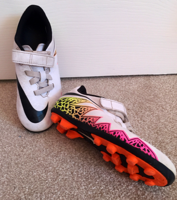 childrens nike football boots size 13
