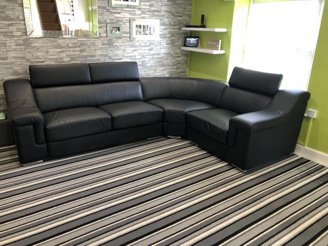 Black Corner Sofa With Built In USB And Speakers For Sale in Okehampton