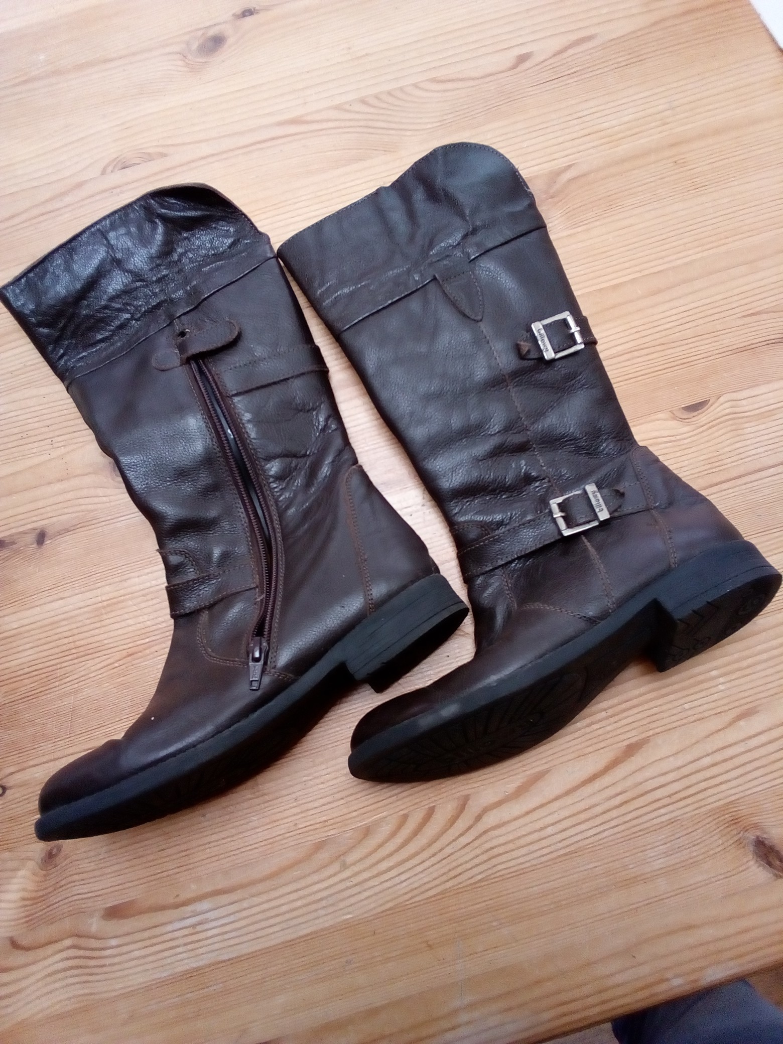 Girls leather boots UK size 2/EU 34 For 