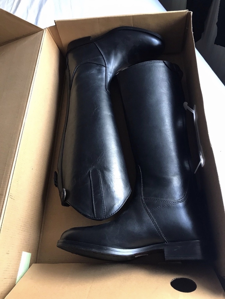 leather riding boots size 4