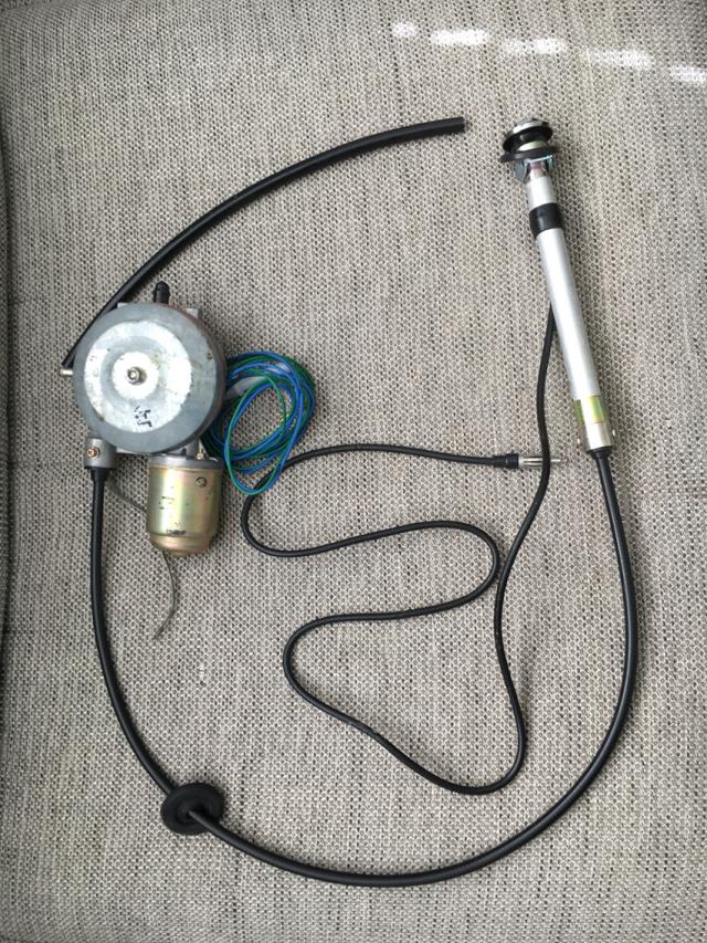 ELECTRIC CAR AERIAL For Sale in Wirral, Cheshire Preloved