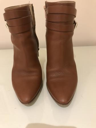 hobbs tan boots