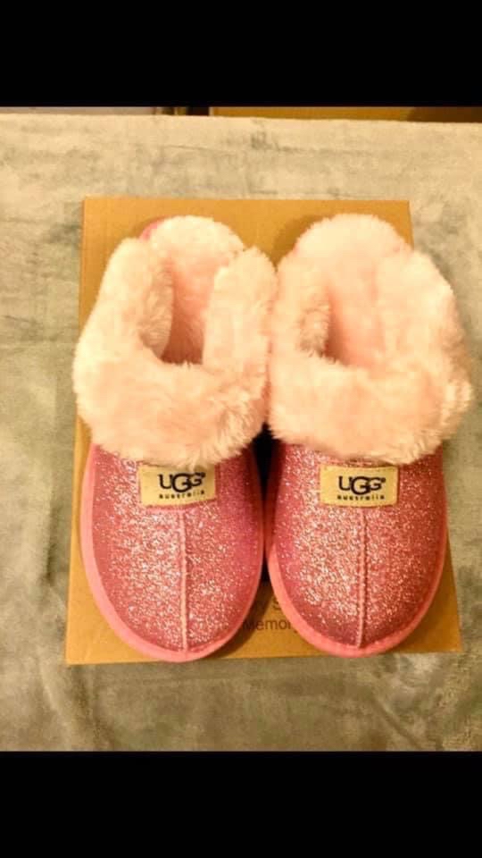 ugg slippers size 3