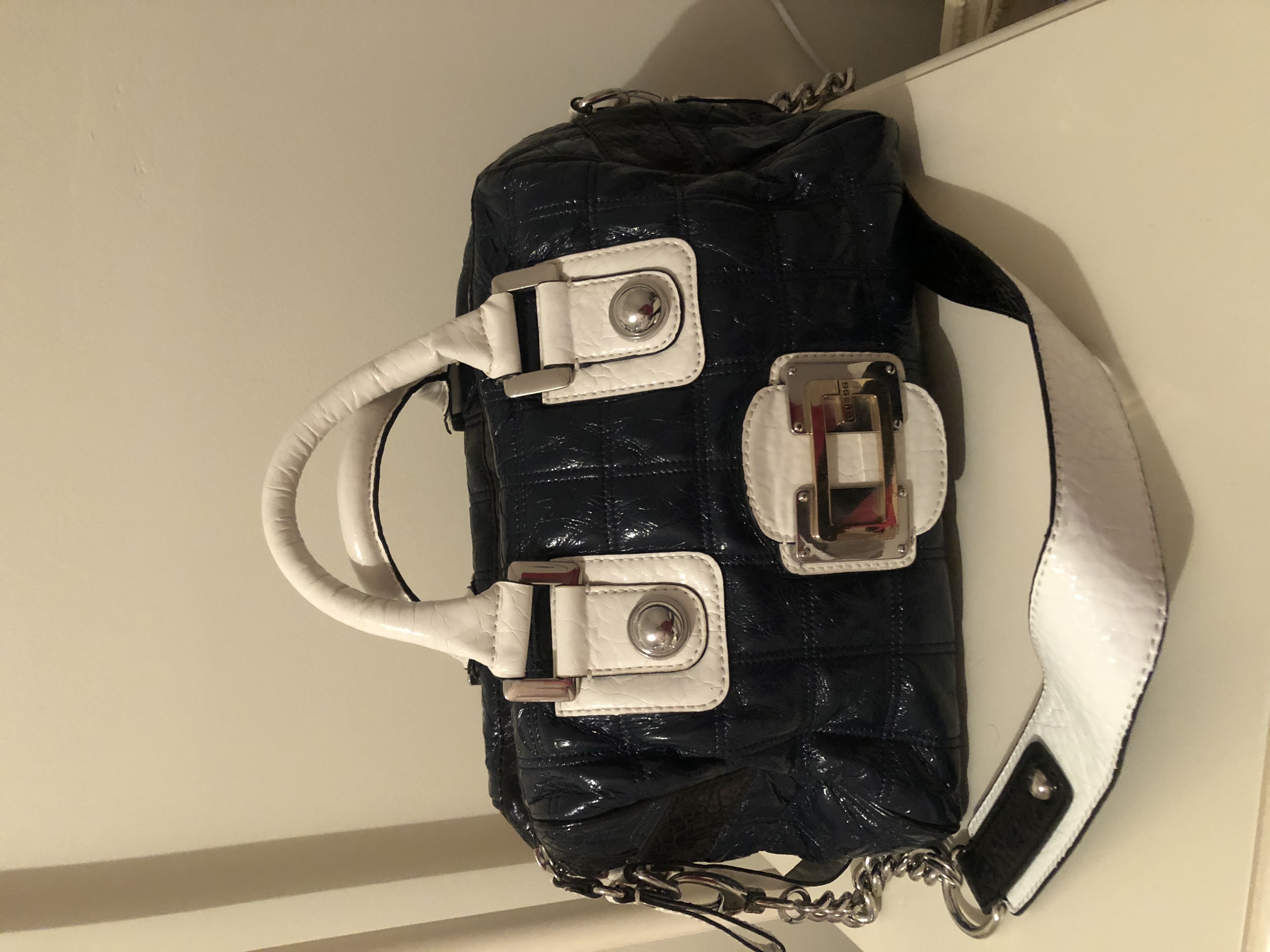second hand guess bags