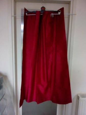 Red Polyester Lined Curtain For Single Narrow Window For Sale In
