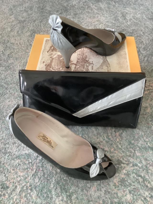 Beautiful vintage Renata shoes with matching bag For Sale in Paignton ...