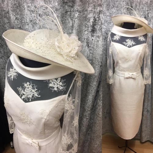 pre loved mother of the bride outfits