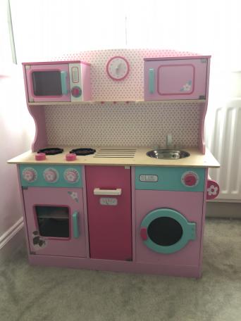 Toy Kitchen Second Hand Toys And Games Buy And Sell In Crawley
