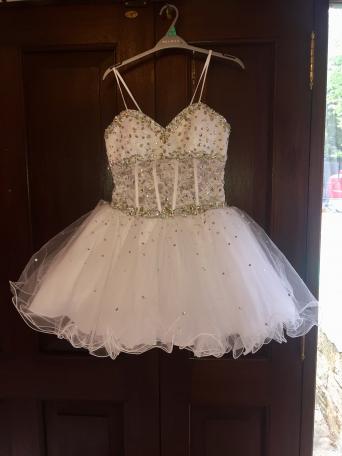Wedding Dresses Mori Lee Second Hand Clothes Bridal Wear Lee White Dress Size Uk 12 It Is So Sparkly And Really Full Skirt Would Be Ideal As A Beach Wedding Bridesmaid Prom Or Pageant Wear Has Corseted