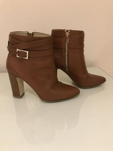 hobbs tan boots