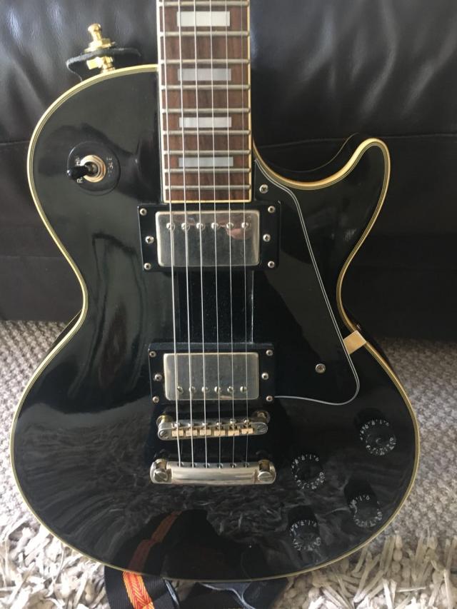 Epiphone Gibson custom guitar For Sale in Willenhall, Midlands Preloved