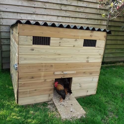 chicken house coop well made For Sale in Redruth, Cornwall Preloved