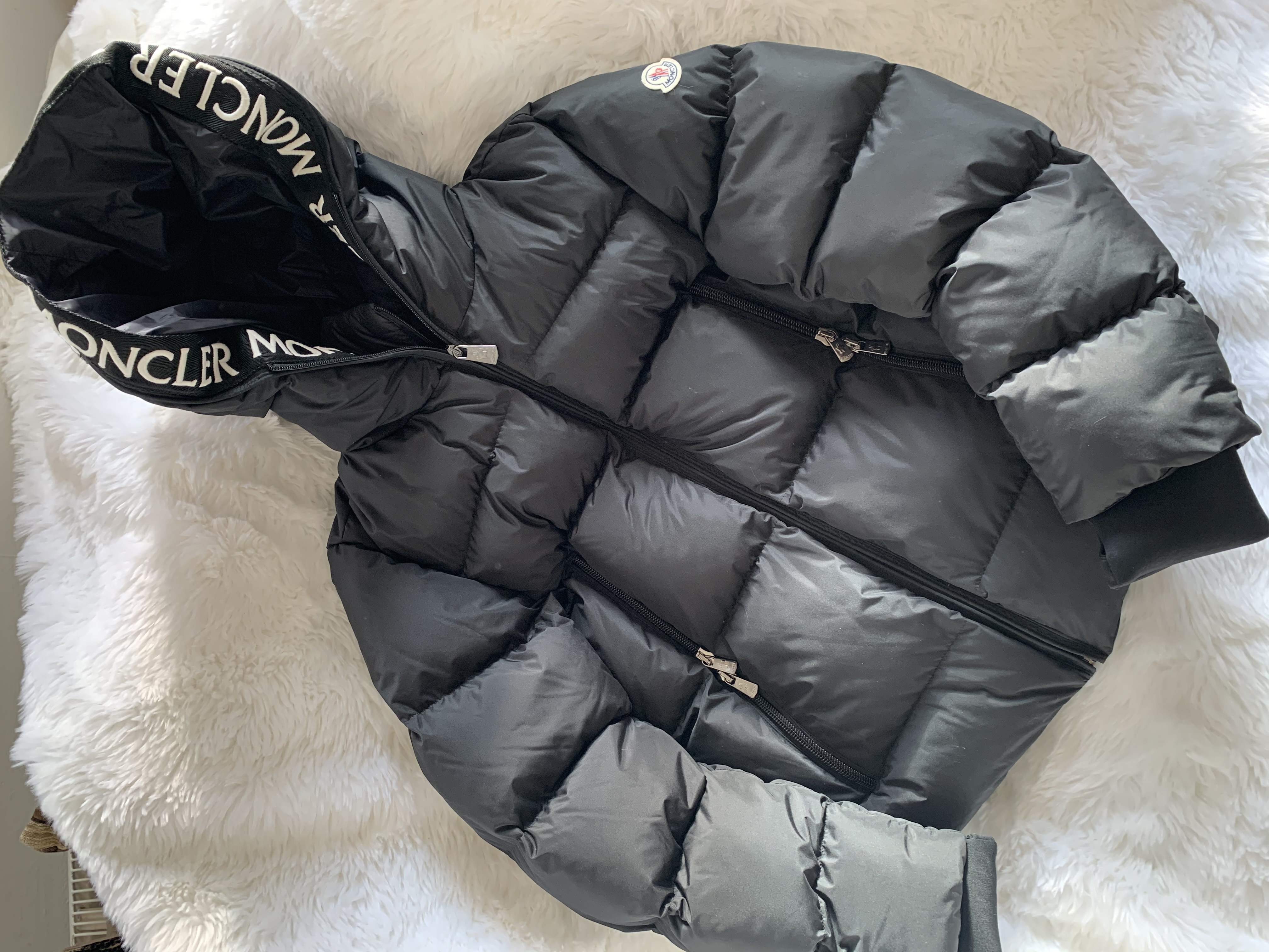 second hand moncler coat womens