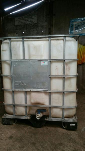 Second Hand Ponds And Water Features Preloved Water Storage Tank 1000 Ltr
