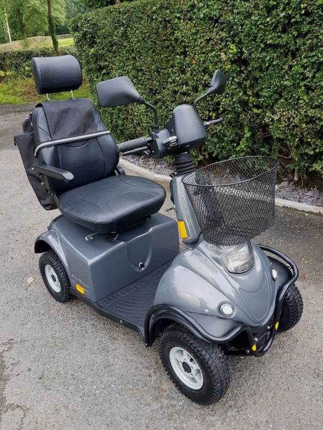 MINI CROSSER MOBILITY SCOOTER NEW BATTERIES CAN DELIVER For Sale in Hopton Wafers