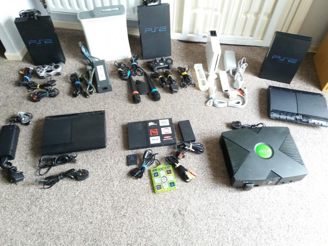 Game Consoles Bundle XBOX360, Ps2,Ps3,Wii,Ps2Slim For Sale in Wolverhampton, West Midlands