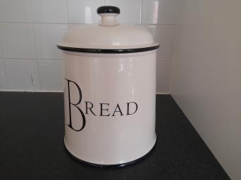 Ceramic Bread Bin for sale in UK View 53 bargains