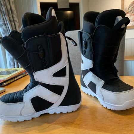 Burton Imprint 1 Snowboard Boots UK Size 7 For Sale in Leighton Buzzard ...