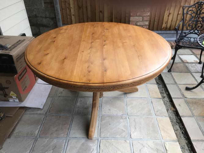 Round Pine Table For Sale in Rayleigh, Essex Preloved