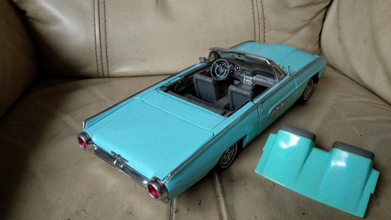 Image 3 of FORD THUNDERBIRD 1:18 DIE CAST MODEL CARS from