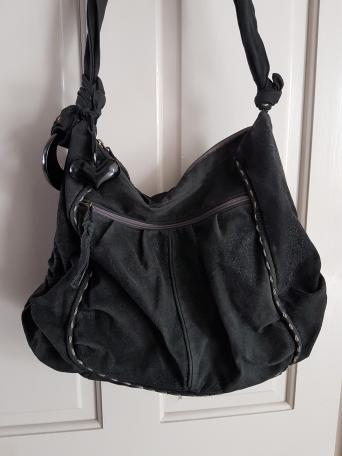 Nica Bags Second Hand Purses And Wallets Nica Handbag Black Textured With Purple Lining
