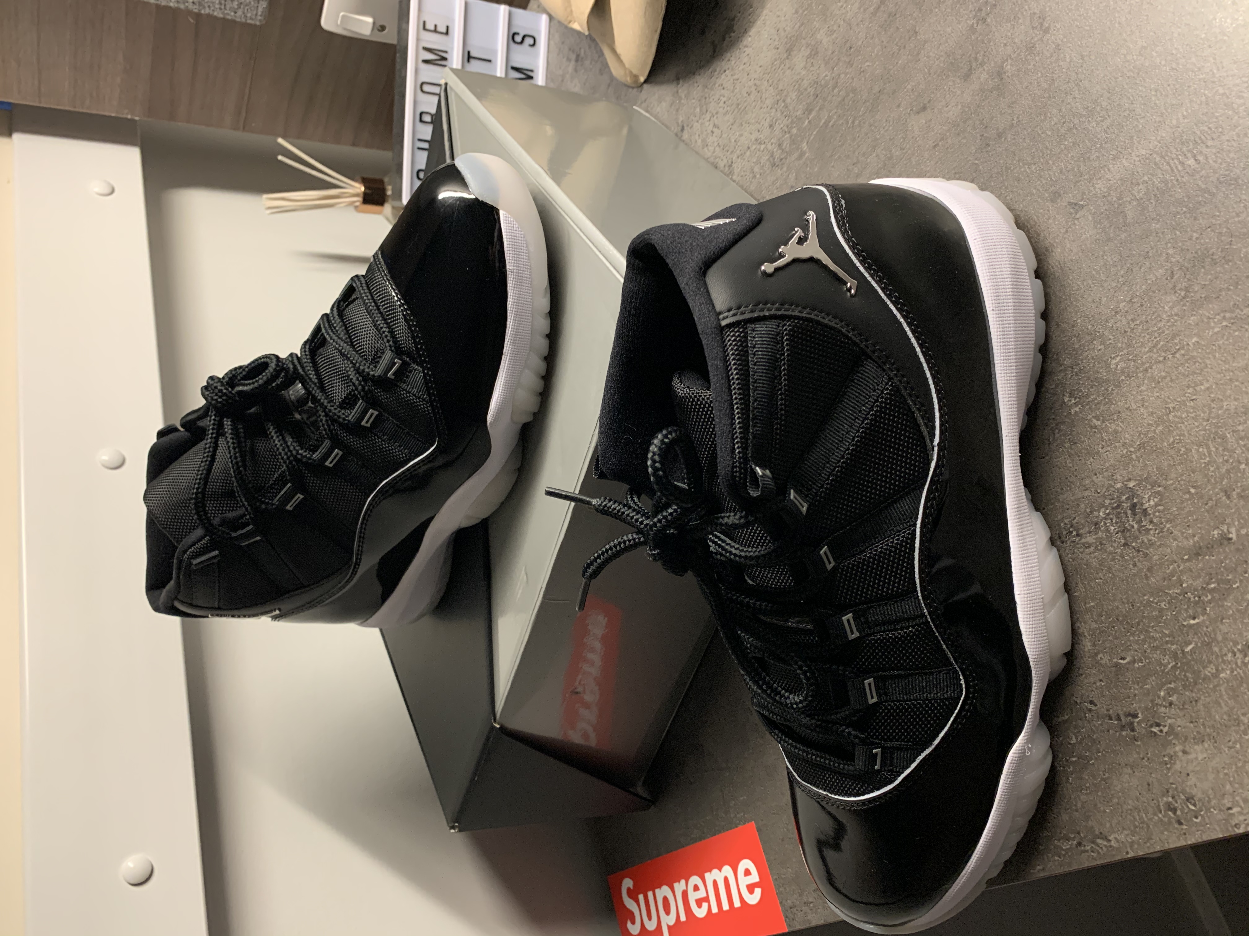 size 10 jordan 11