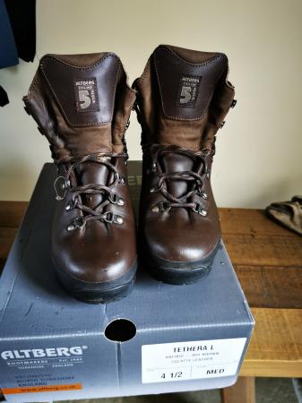 Altberg woman's tethera walking boot size 4.5 medium For Sale in ...