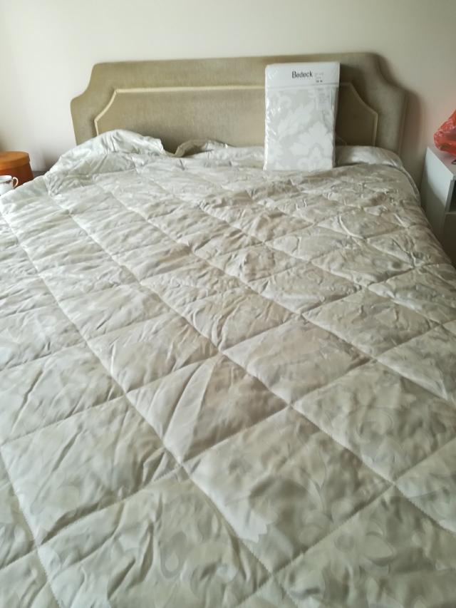 Bedeck Quilted Bedspread And Matching Curtains For Sale In Worthing West Sussex Preloved