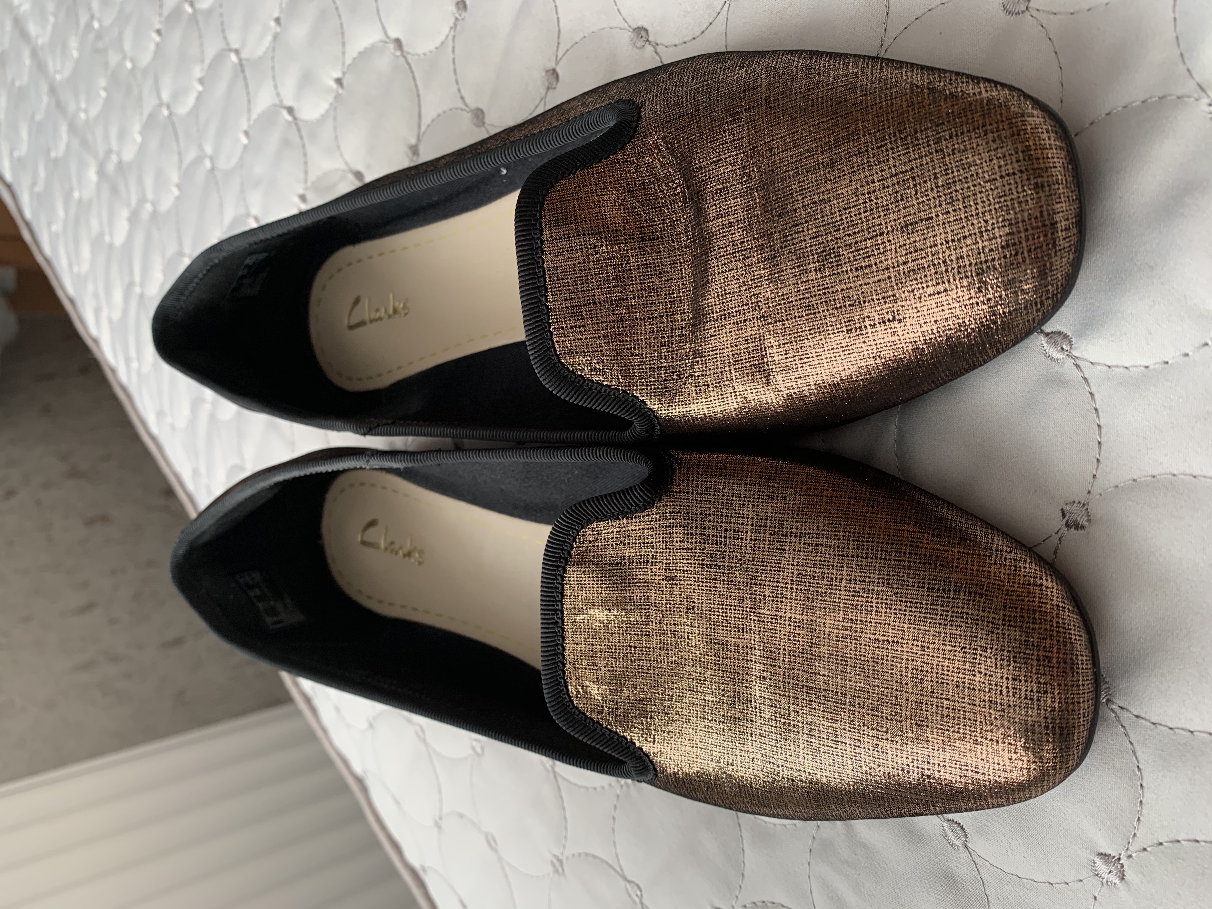 Lovely pair of flat shoes from Clarks 